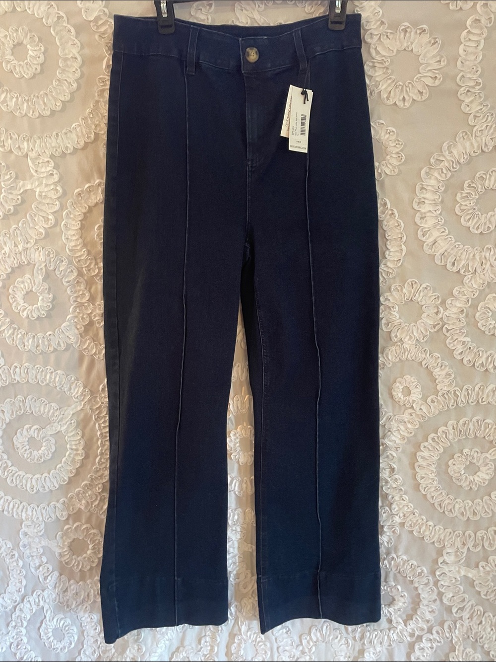 Dex Plus Wide Leg Jeans Dark Wash Great Stretch Back pockets Look Nice!